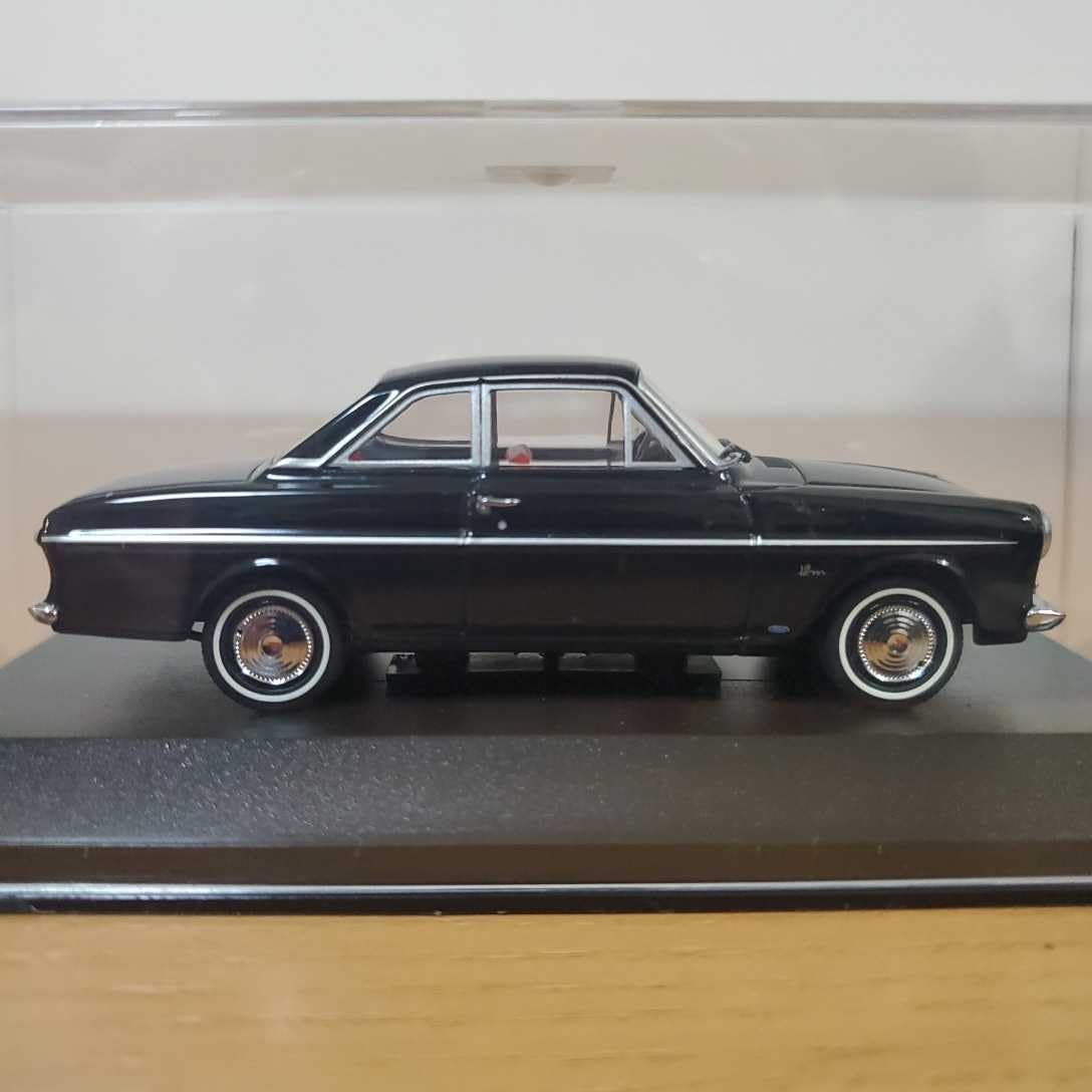 Amazon | 1/43 ミニチャンプス/Ford Taunus 12M Coupe 1962